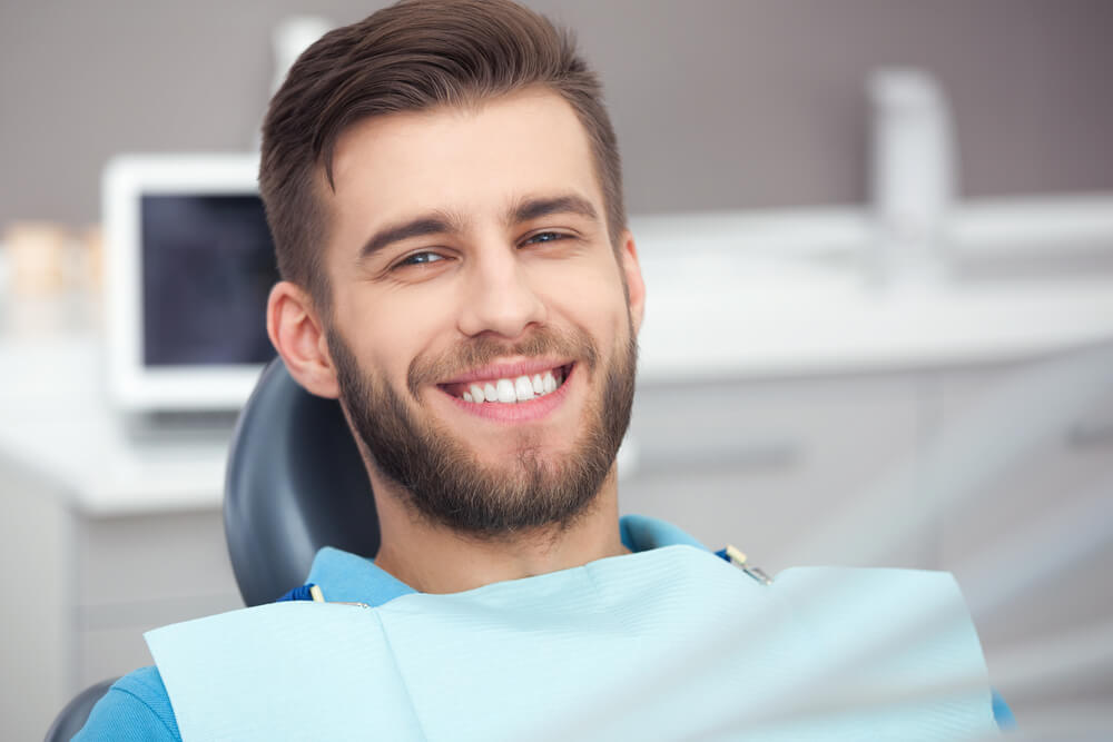 Seis excelentes razones para que le hagan una limpieza dental